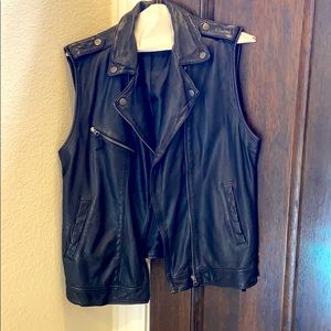 Leather Biker Vest! Size M!